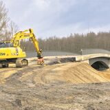 Die Arbeiten an der neuen Lippebrücke liegen im Plan.