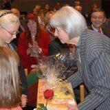 Helga Pelz-Anfelder starb 2017, ihr Mann Richard Pelz im Jahr 2008. Bis heute profitieren Kinder in Dorsten von der Stiftung, die das Ehepaar in den 90er-Jahren gegründet hatte.