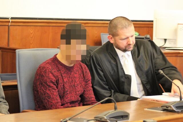 Jalal J. sitzt 2019 im Gerichtssaal am Dortmunder Landgericht.