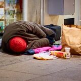 Auch im Winter übernachten weiterhin wohnungslose Menschen auf der Straße.