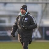 Cheftrainer Thomas Reis auf dem Trainingsplatz.