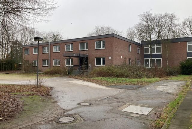 Die ehemalige Flüchtlingsunterkunft an der Langenbochumer Straße steht derzeit leer.