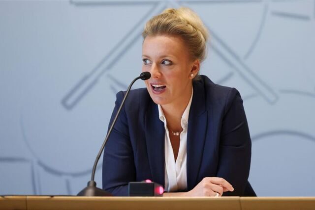 Ina Brandes (CDU), Wissenschaftsministerin von Nordrhein-Westfalen, gibt eine Pressekonferenz.