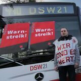 Streikende bei einem früheren Warnstreik bei DSW21 im Jahr 2014.