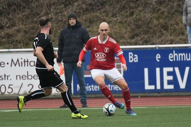 Sechs Tore fielen zwischen dem VfB Annen und der SG Castrop. Am Ende vergab die SG die Chance auf den Sieg in der Nachspielzeit.