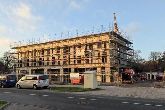 Das Bauprojekt rund um den neuen Hervester dm-Markt nimmt langsam Formen an. Der Rohbau ist fertig.
