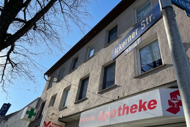 An der Ickerner Straße war der Strom am Montag (13.2.) plötzlich weg – die Viktoria Apotheke musste schließen.