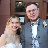 Friederike und Sascha Klein haben sich am Valentinstag das „Ja-Wort“ im Dortmunder Standesamt gegeben.