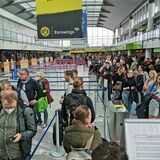 Dortmund Flughafen Airport Rekordzahlen Passagiere Reisende Reisen Zahlen Rekord 2023 2024 fast Drei Millionen
