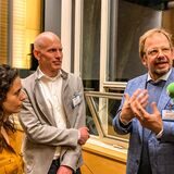 Die Journalisten Katharina Kühn, Peter Wozny, Hajo Seppelt und Heinz-Peter Mohr (v. l.) im Gespräch