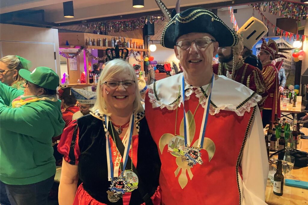 Birgit und Theodor Jacoby organisieren seit Jahren den Karnevalsumzug in Sickingmühle.
