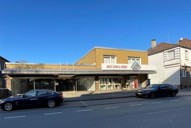 Die ehemalige, im Februar 2023, leerstehende Zeeman-Filiale an der Ickerner Straße.
