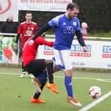 Souveräner Auftritt: Christian Heine (r.) und die SG Horneburg untermauerten mit einem deutlichen Sieg die Tabellenführung in der Kreisliga C3.