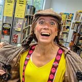 Nicht zum ersten Mal ist Trine Spürnase zu Besuch in der Stadtbücherei Oer-Erkenschwick.