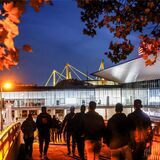 Für den Weg in Richtung Stadion und Westfalenhallen gelten am Freitag besondere Bedingungen. Die Polizei und der BVB empfehlen, das Stadionumfeld am besten zu Fuß anzusteuern.