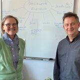 Ute Lorenz (links) mit Jugendamtsleiter Stefan Breuer (rechts)