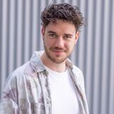 Autor Daniel Immel liebt die Freiheiten des Single-Lebens. Manchmal vermisst er aber auch die Vorteile einer Beziehung.