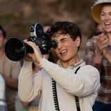 Ein Kinobesuch hat das Leben von Sammy Fabelman (Gabriel LaBelle) verändert. Er wird Filmemacher – wie Steven Spielberg.