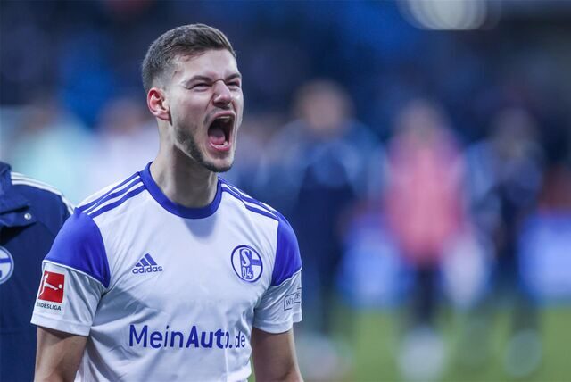Tom Krauß schreit den ganzen Frust nach dem Sieg gegen Bochum raus.