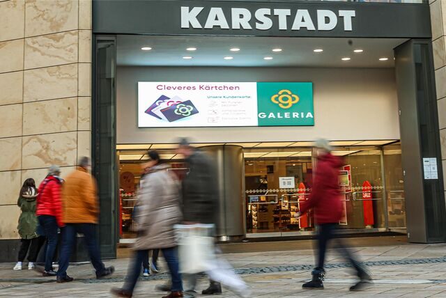 Der Eingang zur Galeria Karstadt in Dortmund.