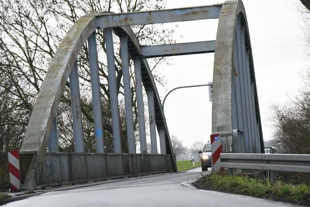 Ende 2023 könnten die Bauleistungen zum Neubau der Lippebrücke zwischen Vinnum und Datteln ausgeschrieben werden. Die jetzige Brücke ist marode und muss abgerissen werden.