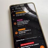 Smartphone mit Nina Warnapp.