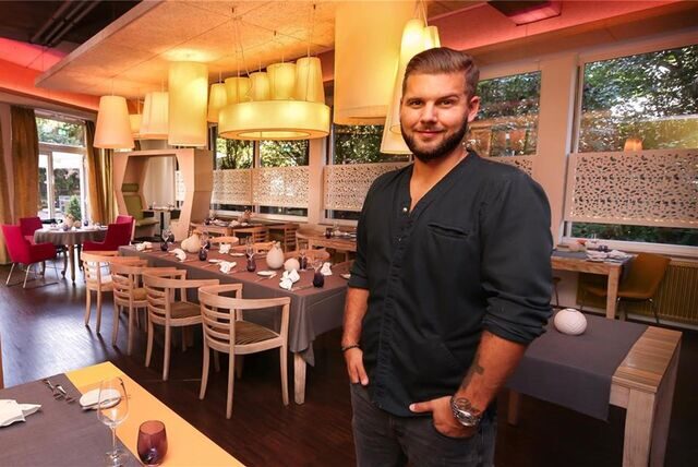 Ein Bild aus besseren Zeiten: Phillip Schneider in seinem inzwischen geschlossenen Sternerestaurant „Der Schneider“