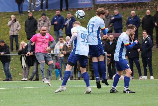 https://www.ruhrnachrichten.de/sport-castrop/fussball-castrop-alle-ergebnisse-partien-paarungen-resultate-spieltag-w704842-2000761318/?utm_medium=Social&utm_source=Facebook&fbclid=IwAR3gJbHIYDQ0IOvJLGM_Y4McyPeB_9ekfJfcs2MQvoadFvK0Q_EPFDygbo0#Echobox=1678619433