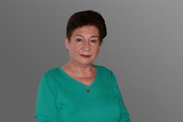 Ein Porträtfoto der Autorin Aysun Utluer.
