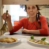 Die Dortmunder Gastronomin Rodanti Zissi greift zu drastischen Maßnahmen, um mit ihrem Restaurant die Energiekrise zu überstehen.