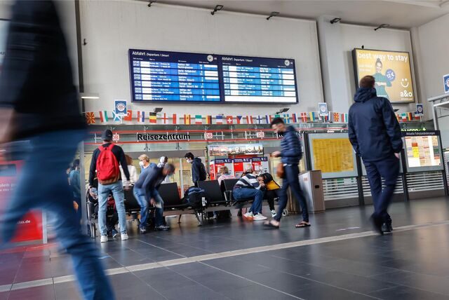 Die Bahnhofshalle des Dortmunder Hauptbahnhofs.