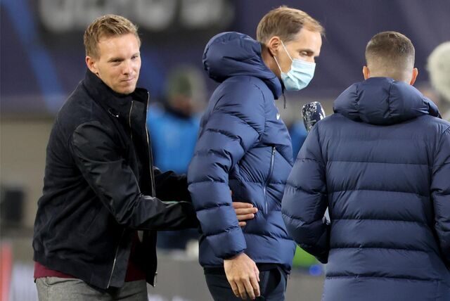 Folgen aufeinander beim FC Bayern: Trainer Julian Nagelsmann (l) und Thomas Tuchel.