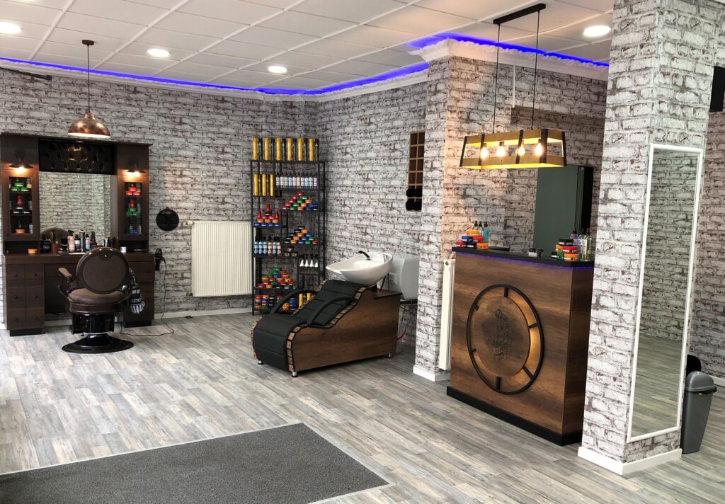 Der Innenraum des neuen Barbershops Der Innenraum des neuen Barbershops