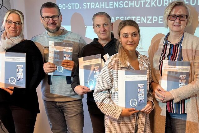 Die ersten Absolventen haben am KKRN den großen Röntgenschein erhalten. Der Klinikverbund geht neue Wege, um neue Mitarbeiter zu gewinnen.