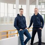 Sebastian Kleff (r.) und Sebastian Opriel sind IT-Experten und haben in Dortmund das Startup Sovity gegründet. Es will Firmen in die Lage versetzen, Daten sicher miteinander austauschen zu können.