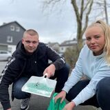 Dorian Ozimkiewicz und seine Partnerin Cindy Stempka fegen Scherben zusammen.