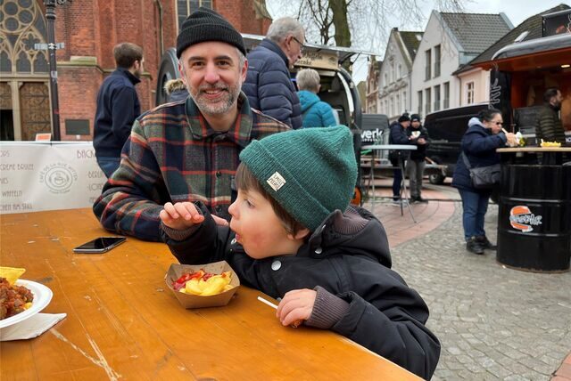 Philipp Fassing mit Sohn Carlo Oexmannn