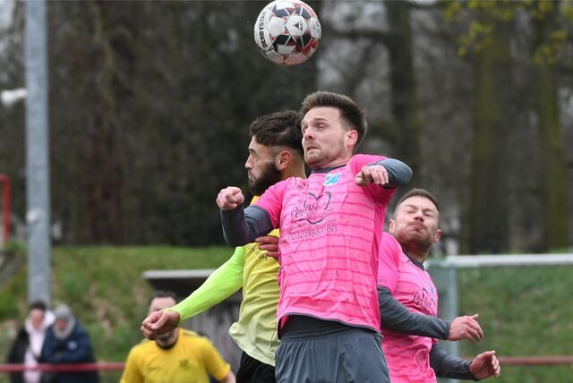 Der Kreisliga-B-Zweite Wacker Obercastrop II siegte deutlich mit 6:1 bei SG Victoria/SF II: