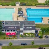 Das Sythener Freibad wird für die kommende Saison herausgeputzt.