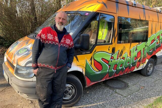 Olaf Alitz hat aus dem Wald am Merkelheider Weg mit dem Verein Stadttiger einen Natur- und Abenteuerspielplatz gemacht. Nach drei Jahren muss alles wieder geräumt werden.