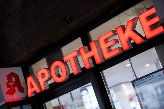 Apotheken-Schild