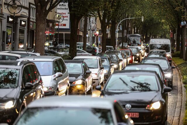 Die Märkische Straße muss erneuert werden. CDU-Fraktionsvize Uwe Waßmann will Klarheit