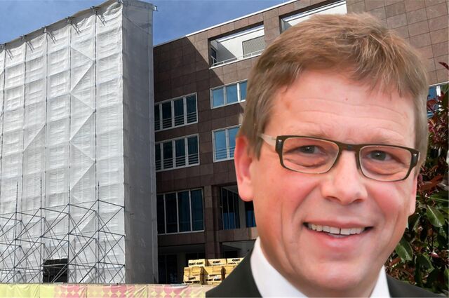 Dortmunds Baudezernent Arnulf Rybicki rechnet damit, dass die ersten Räume im Rathaus Ende des Jahres bezogen werden können.