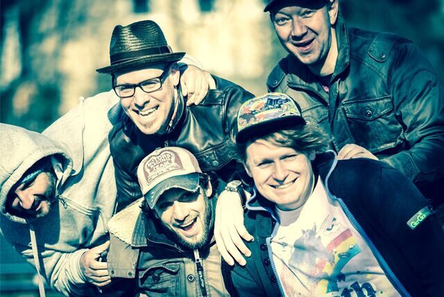 Die Band „Moodish“ spielt zum Tanz in den Mai in Dorf Rauxel.