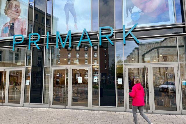 Primark ist einer der größten Mieter in der Thier-Galerie. Den Mode-Discounter aus Irland plagen im deutschen Markt große Probleme. Am Standort in Dortmund hält man fest, stellt sich hier aber jetzt neu auf.