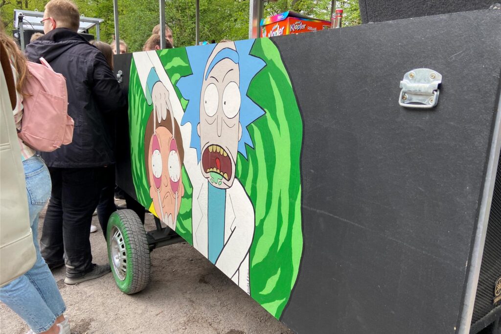 Auch bei der Optik geben sich die Halterner viel Mühe, wie hier beim gemalten "Rick und Morty".