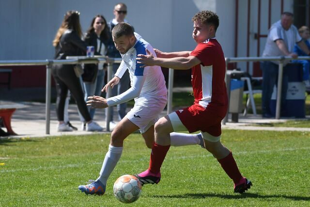 In der Kreisliga C4 Recklinghausen hat der VfB Waltrop II nach seinem 6:1 beim TuS Henrichenburg weiterhin eine theoretische Aufstiegs-Chance.