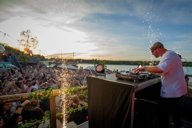 Party am Maui Beach in Haltern
