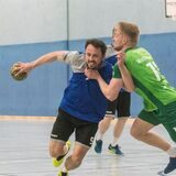 Die Handballer des TuS Ickern haben einen wichtigen Schritt in Richtung Klassenverbleib gemacht. Am vorletzten Bezirksliga-Spieltag setzten sie sich mit 25:22 (11:12) gegen den Abstiegskandidaten Waltroper HV durch. Dabei liefen die Ickerner zweitweise einem Fünf-Tore-Rückstand hinterher.
