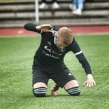In der Bezirksliga aufgegeben hat die SG Castrop, hier mit Roy Breilmann am Boden.